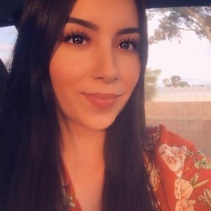 Meet your Posher, Gitzelle